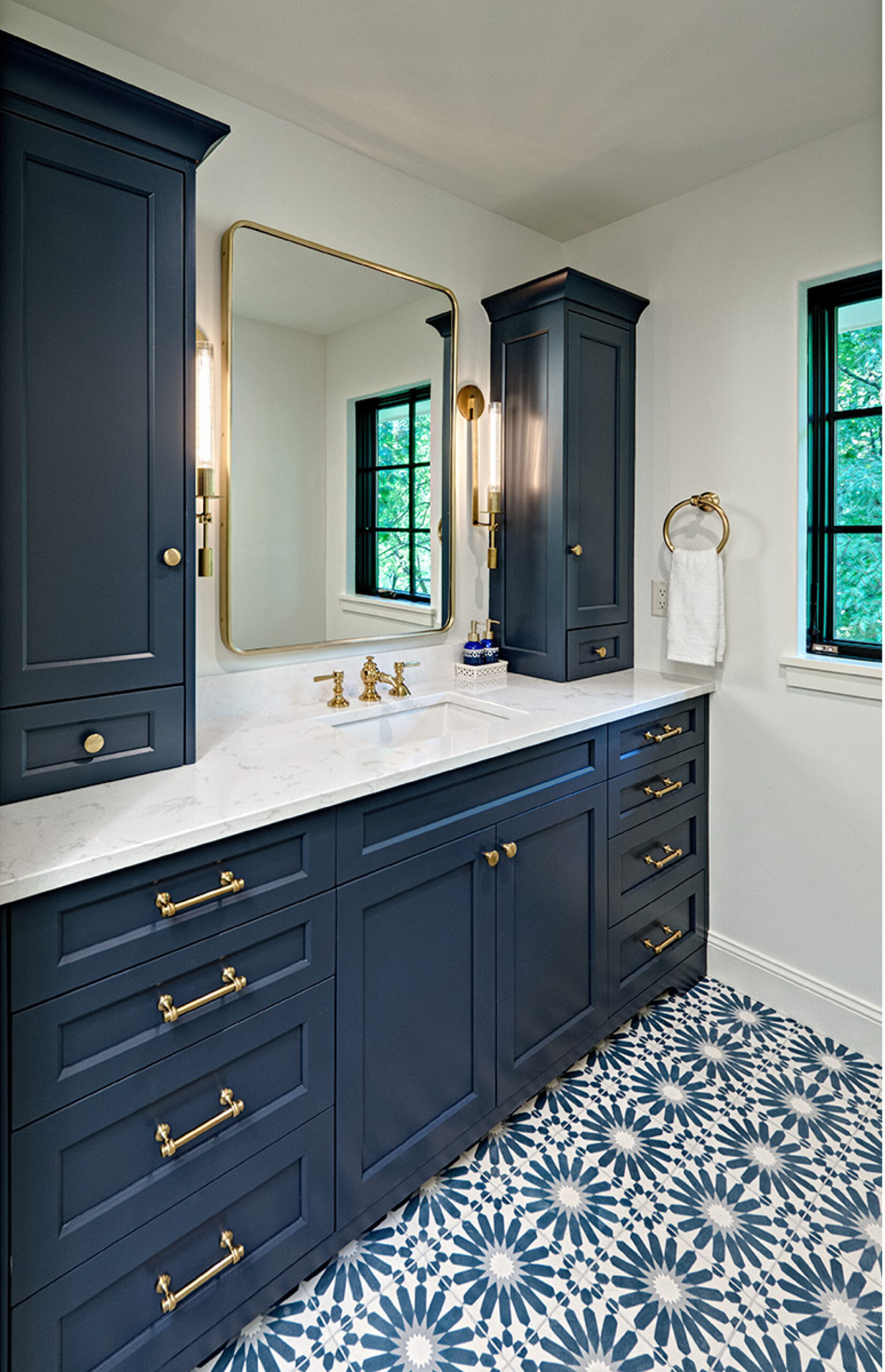 Boyer Building blue bathroom