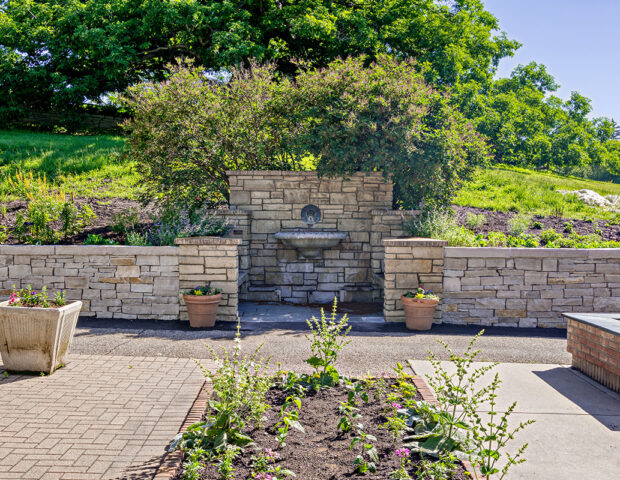 Minnesota Arboretum retaining wall and fountain