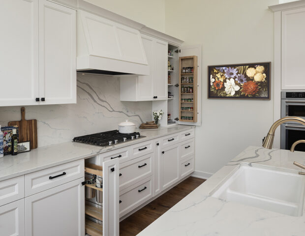 Beautiful remodeled kitchen on Lake Minnetonka with Cambria granite.