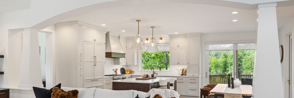 Beautiful Deephaven newlly remodeled kitchen