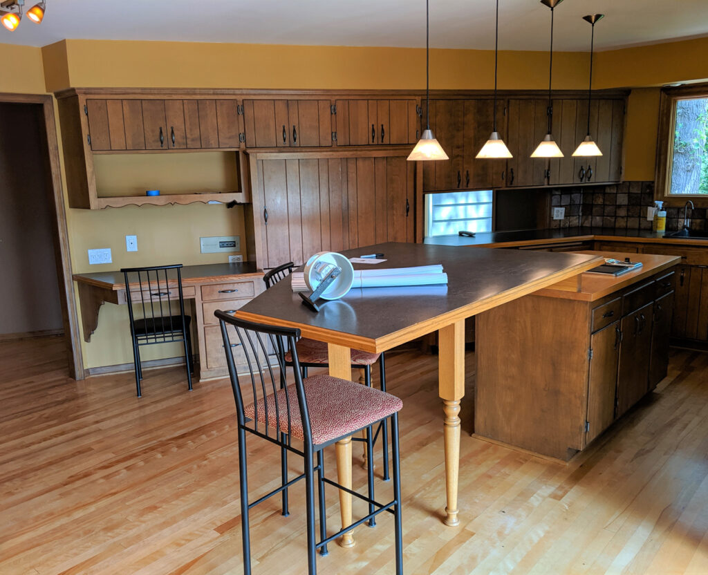Photo of Before remodeled kitchen in Edina